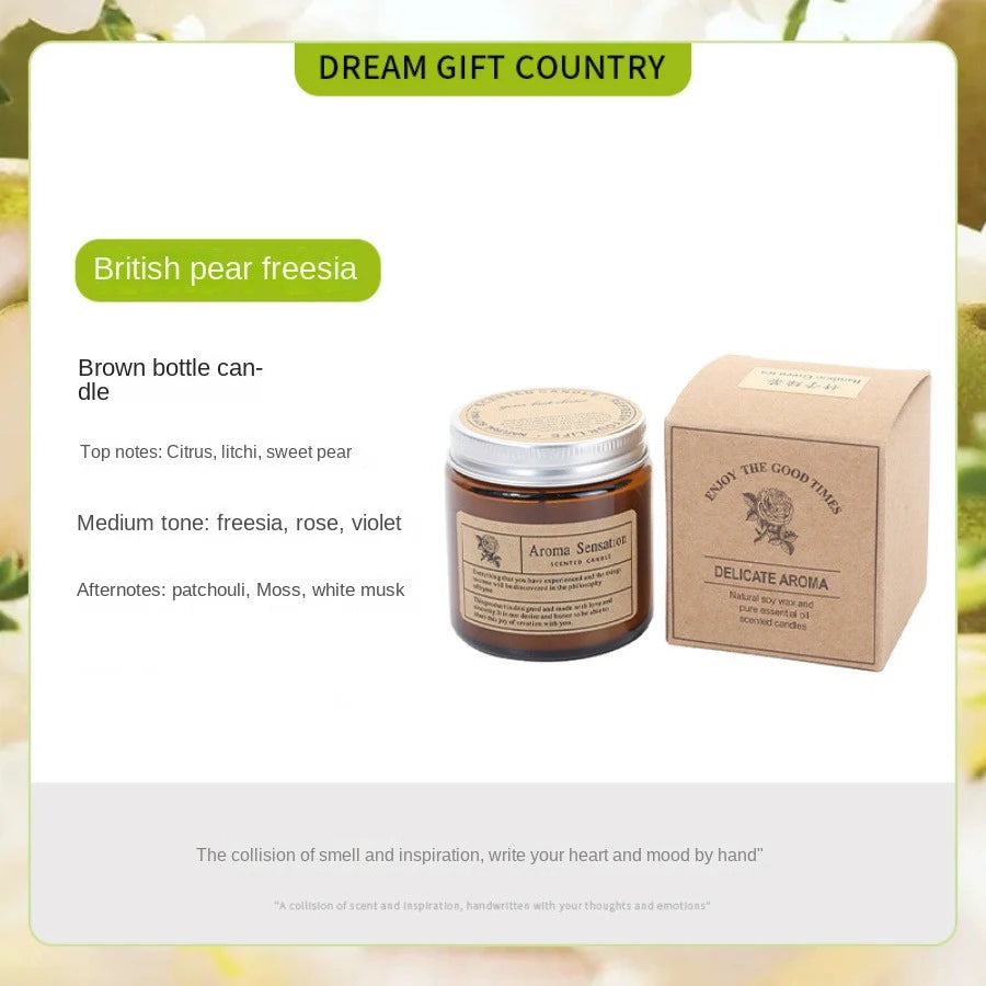 Vela aromática em copo de vidro âmbar