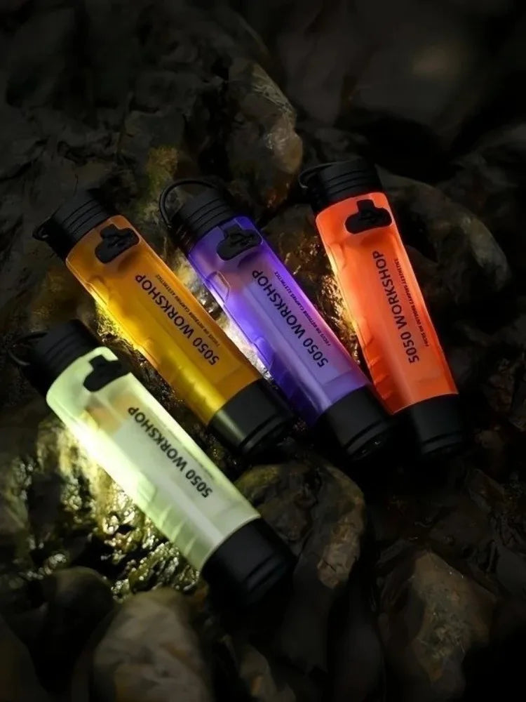 Mini lanterna chaveiro LED recarregável