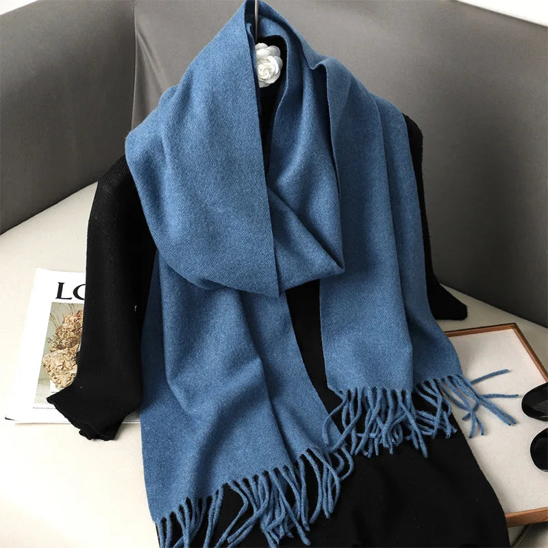 Cachecol pashmina liso com franjas