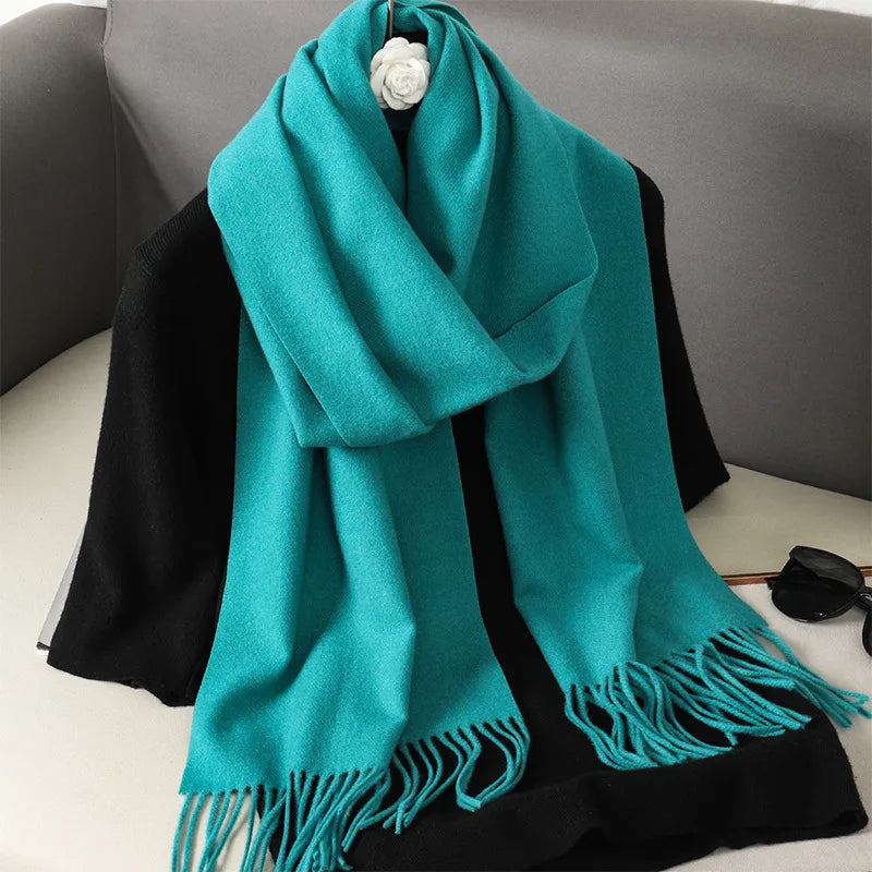 Cachecol pashmina liso com franjas