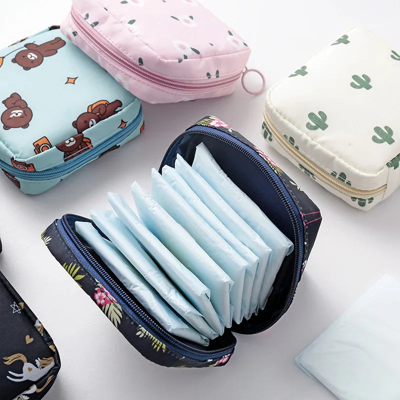 Necessaire para absorventes estampada