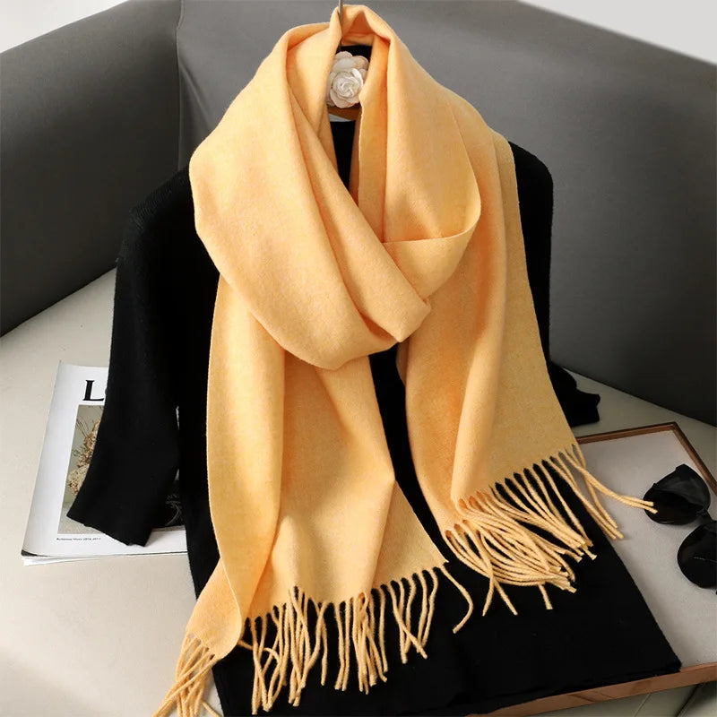 Cachecol pashmina liso com franjas