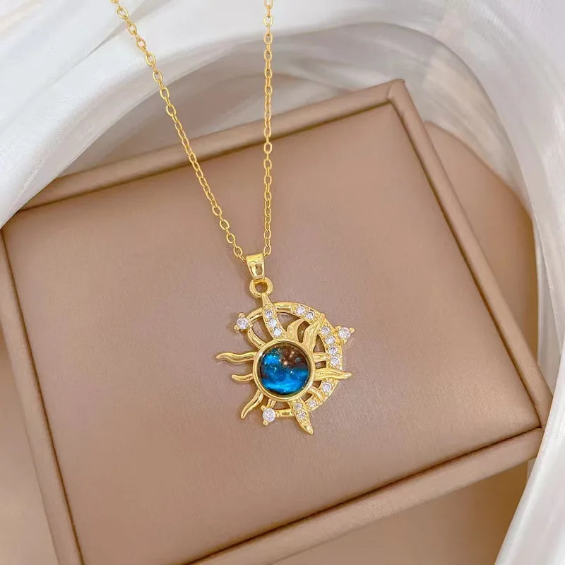 Colar feminino lua e estrela com zircônias