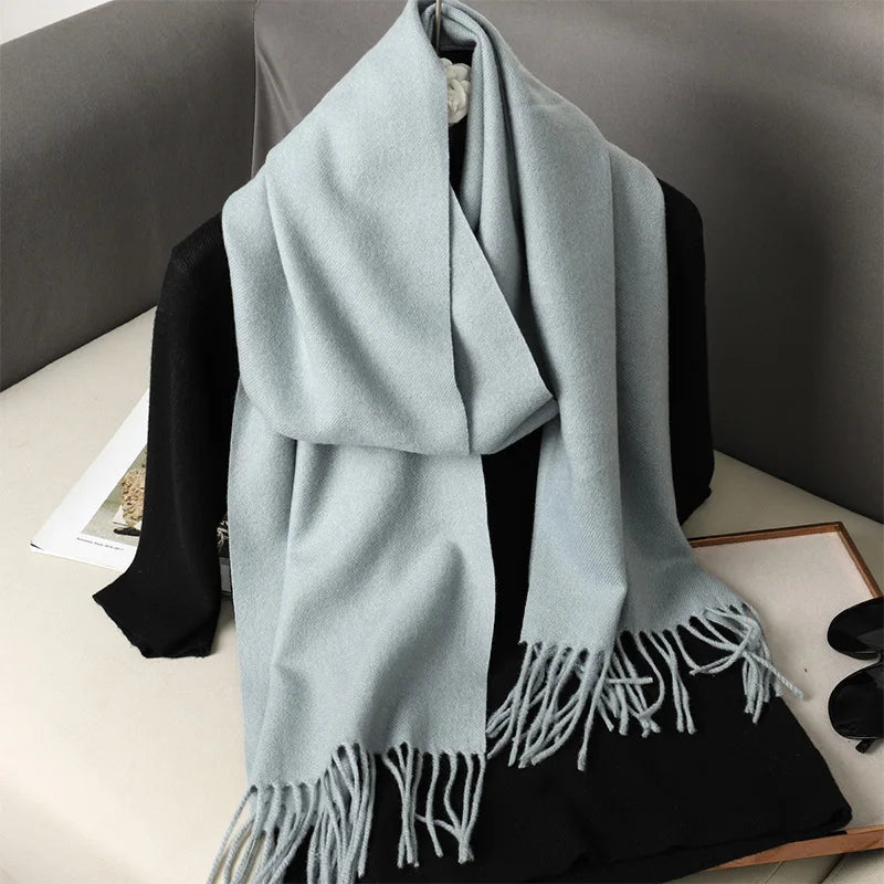 Cachecol pashmina liso com franjas
