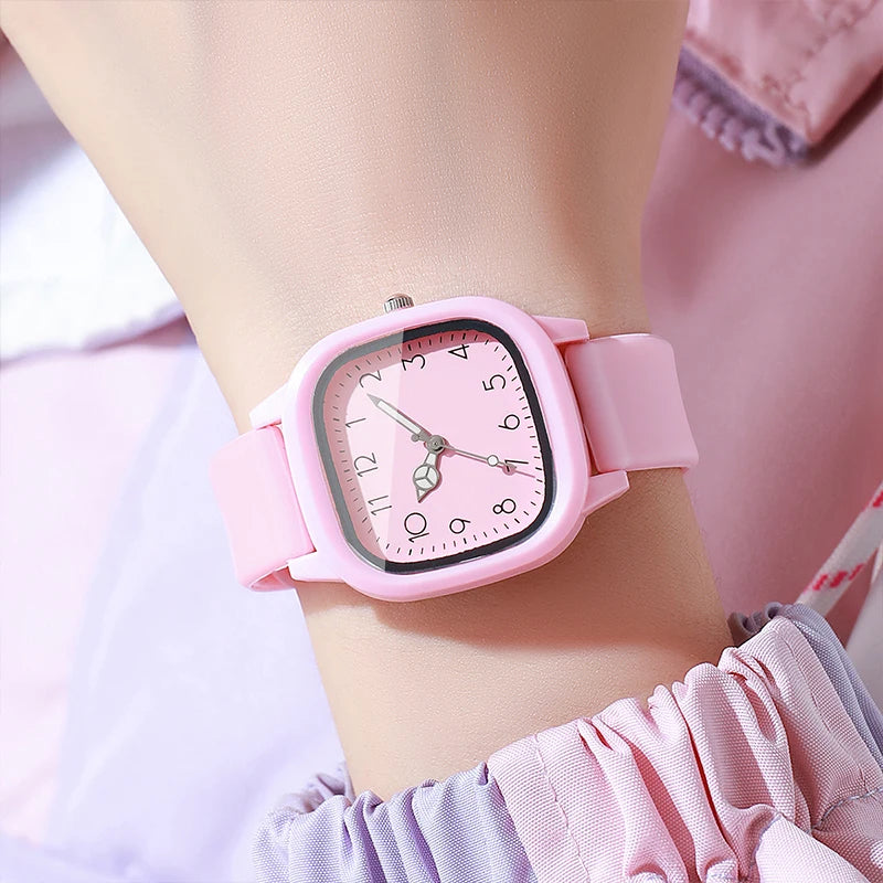 Relógio feminino com pulseira de silicone