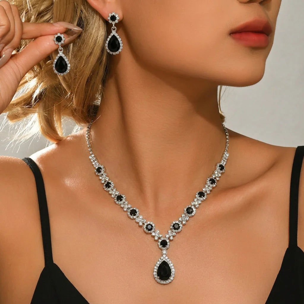 Conjunto colar e brincos gota