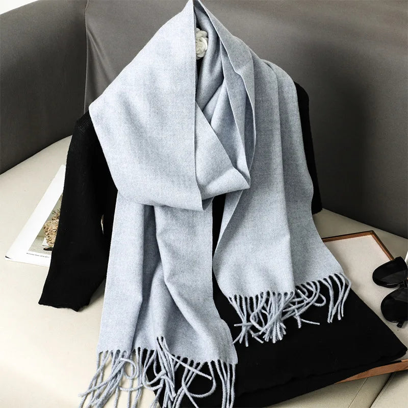 Cachecol pashmina liso com franjas