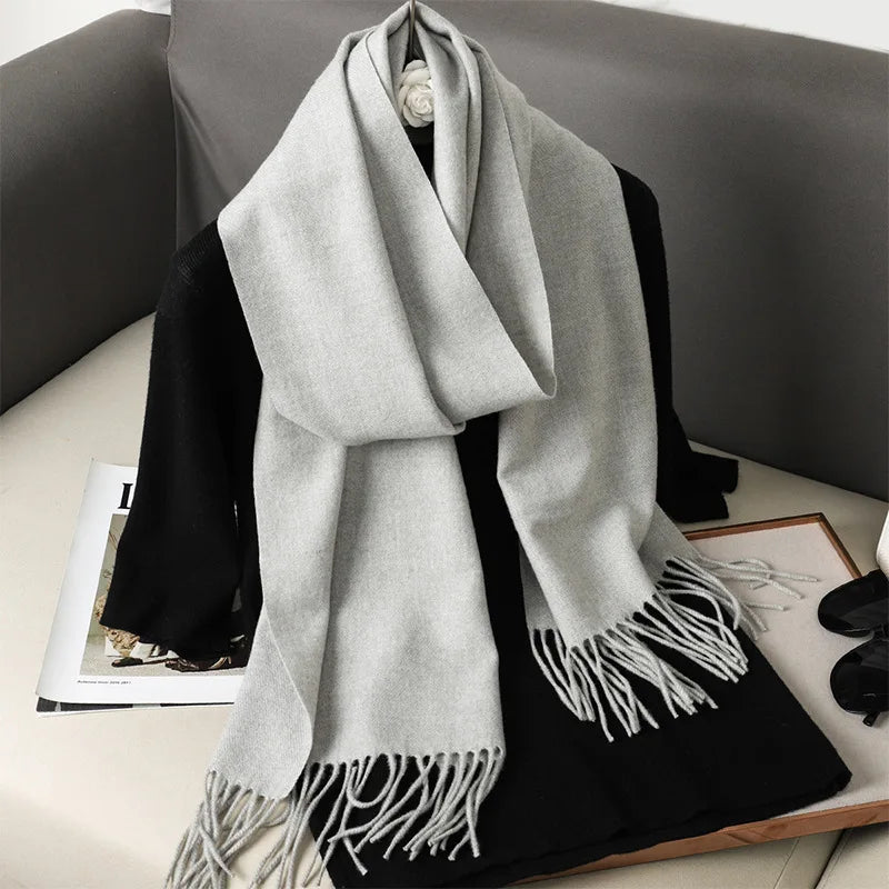 Cachecol pashmina liso com franjas