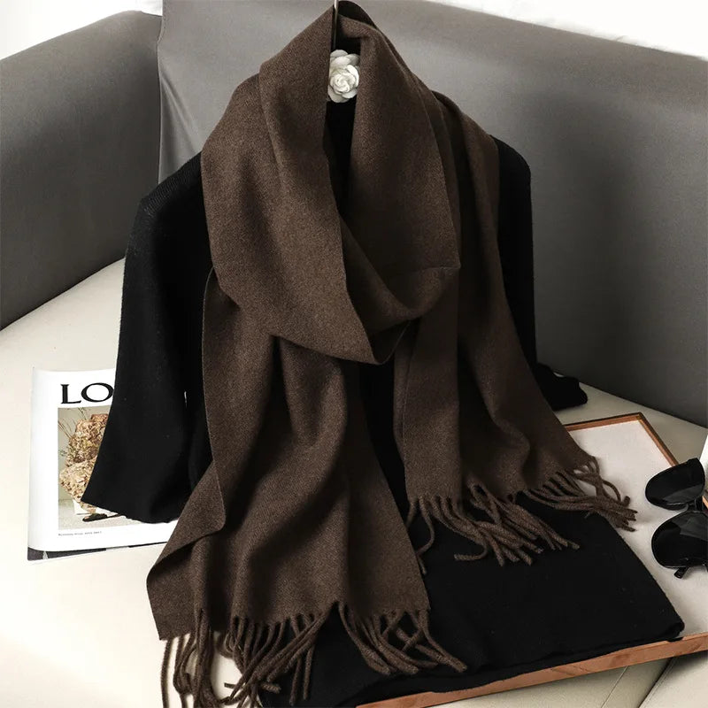 Cachecol pashmina liso com franjas
