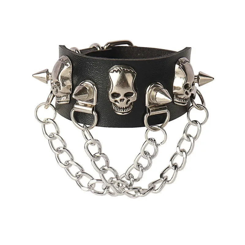 Pulseira punk com spikes estilo anos 90