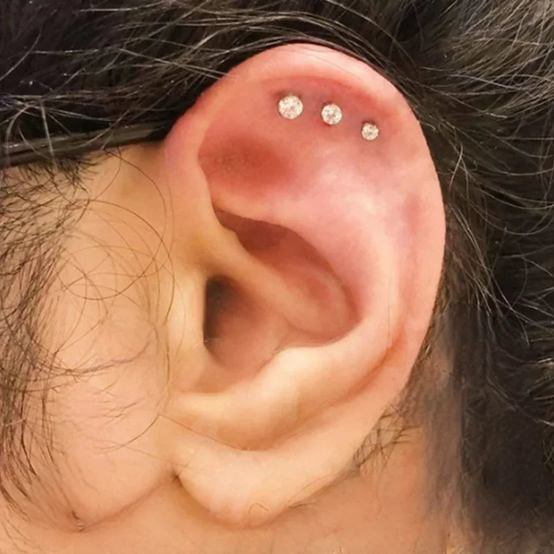 Piercing de titânio com zircônia