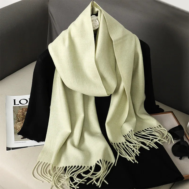 Cachecol pashmina liso com franjas