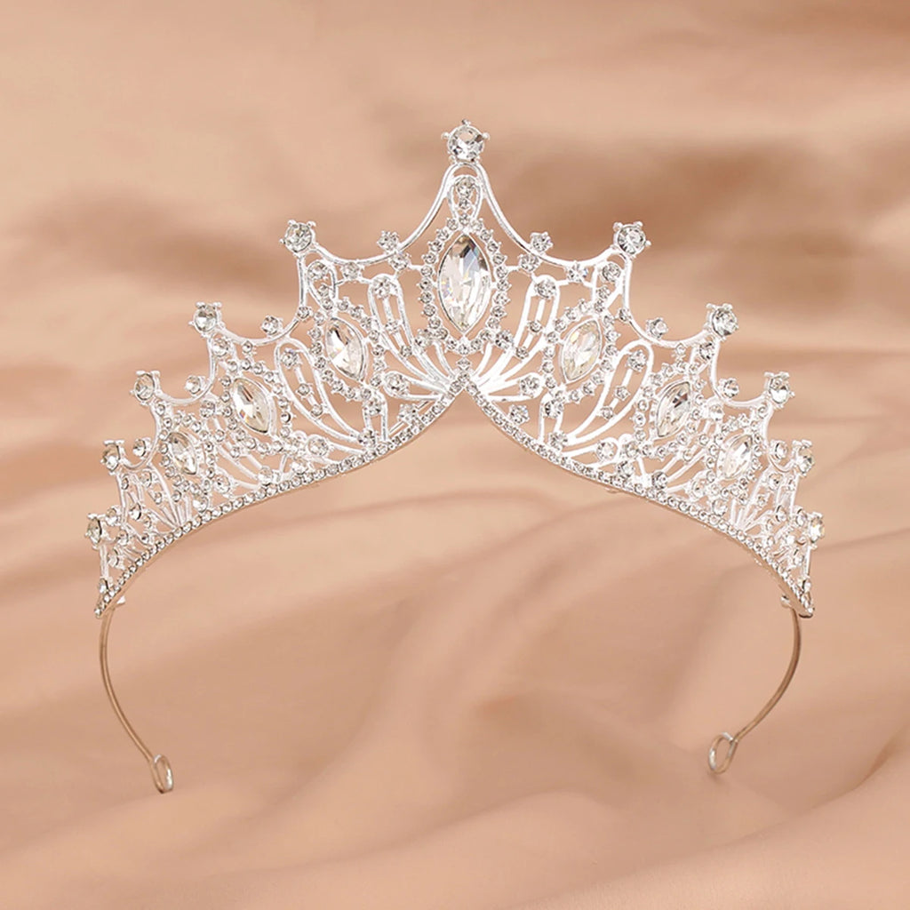 Coroa de princesa com strass e pentes
