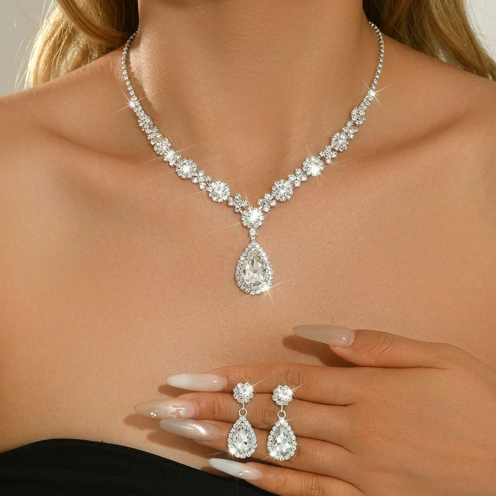 Conjunto colar e brincos gota