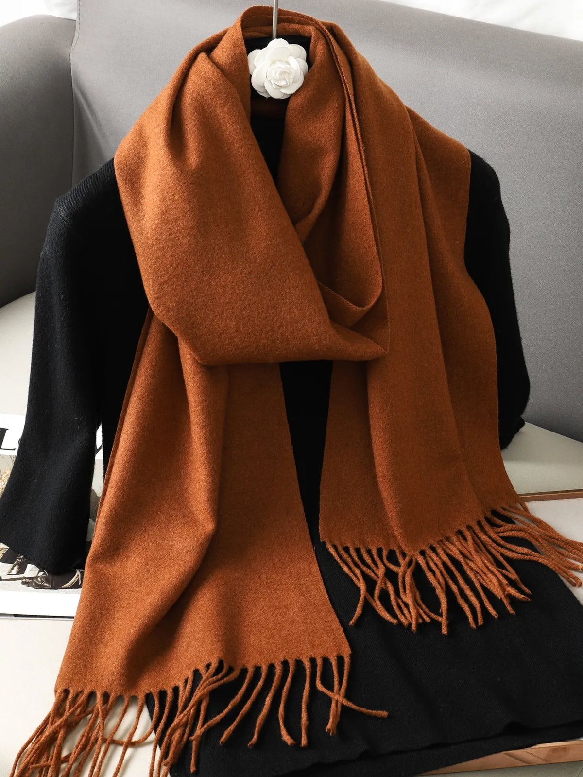 Cachecol pashmina liso com franjas