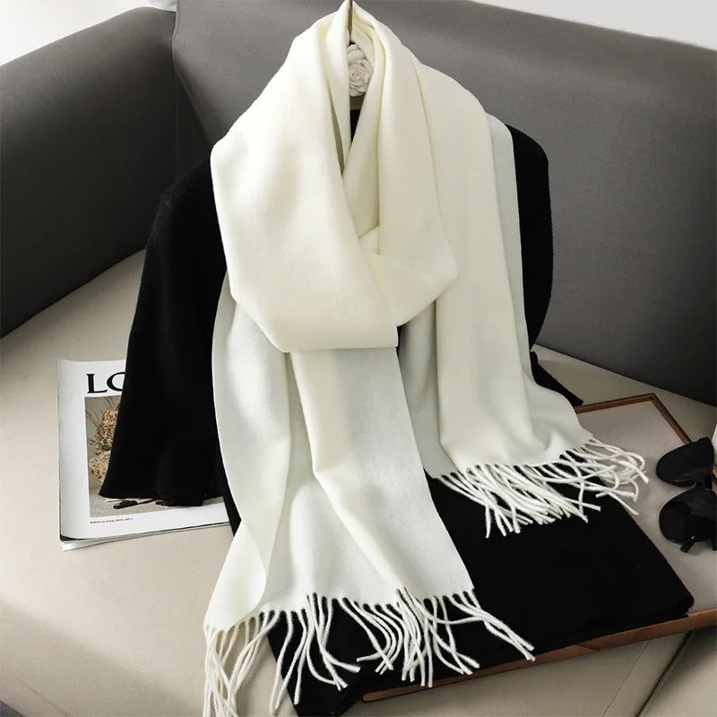Cachecol pashmina liso com franjas