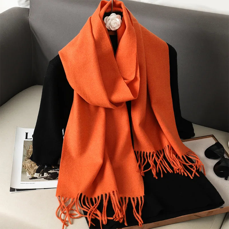 Cachecol pashmina liso com franjas
