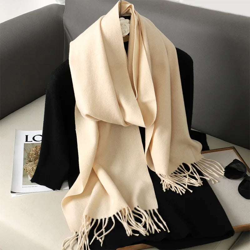Cachecol pashmina liso com franjas