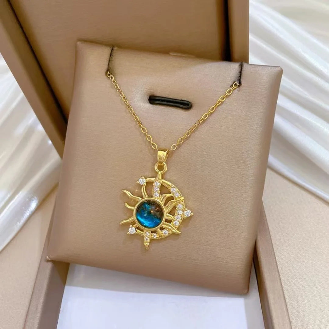 Colar feminino lua e estrela com zircônias