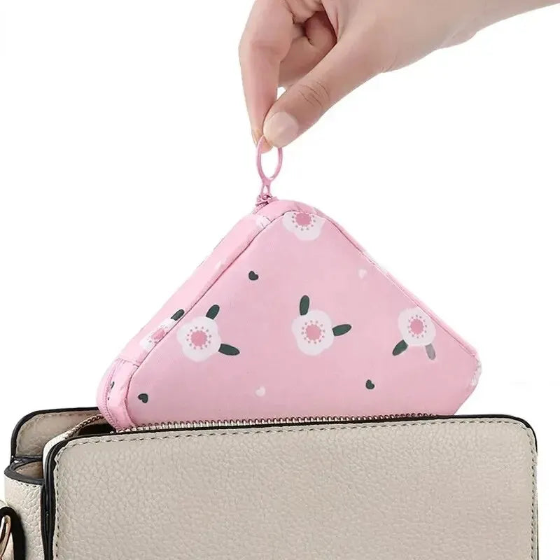 Necessaire para absorventes estampada