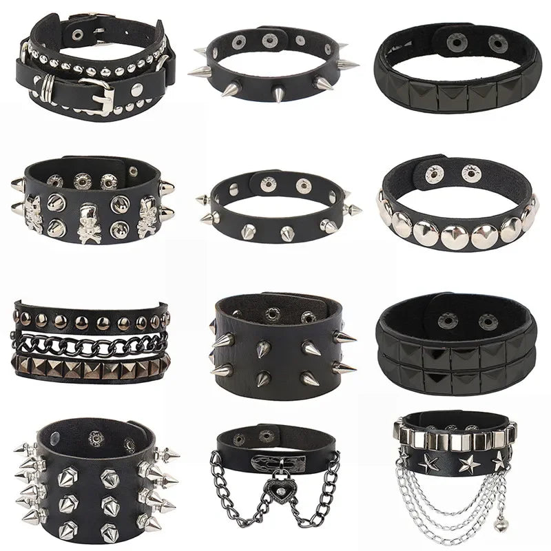Pulseira punk com spikes estilo anos 90