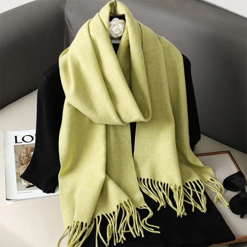 Cachecol pashmina liso com franjas