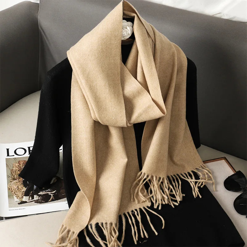 Cachecol pashmina liso com franjas